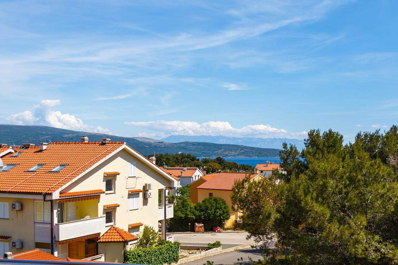 Apartments Vlado Крк Екстер'єр фото