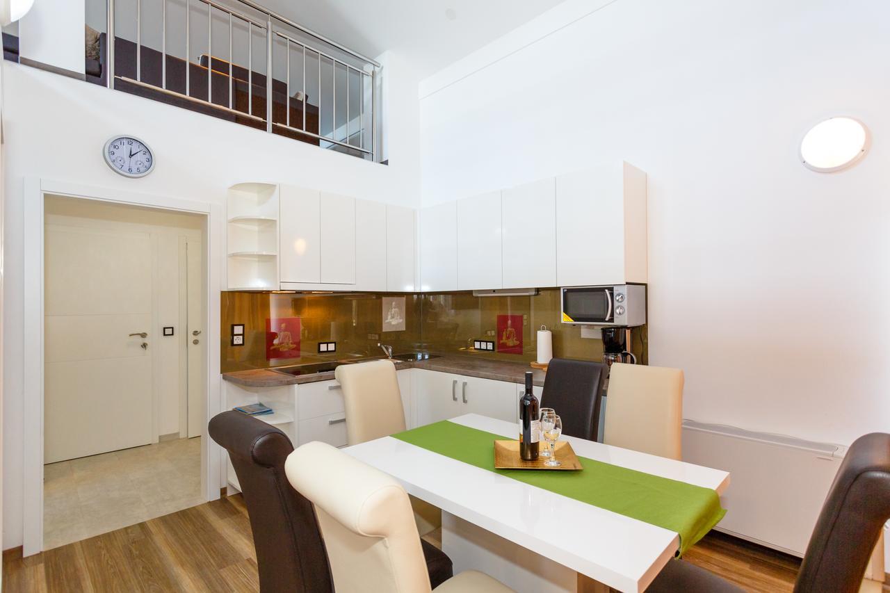 Apartments Vlado Крк Екстер'єр фото