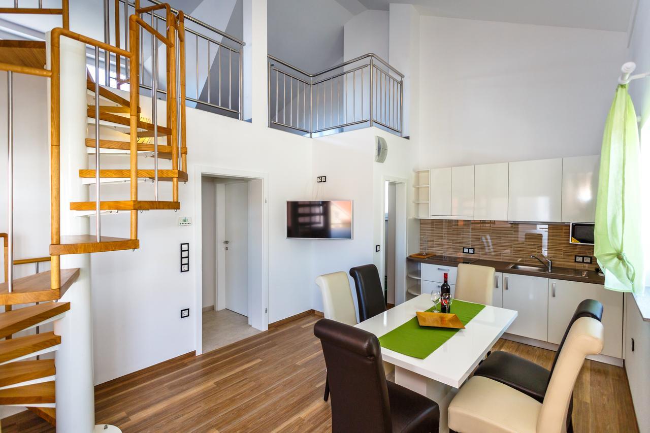Apartments Vlado Крк Екстер'єр фото